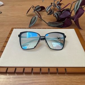DIFF Reflective Sunglasses